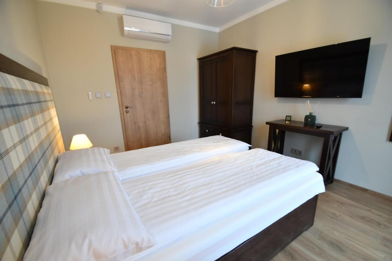 Tweed House Villa Budapest Exteriör bild