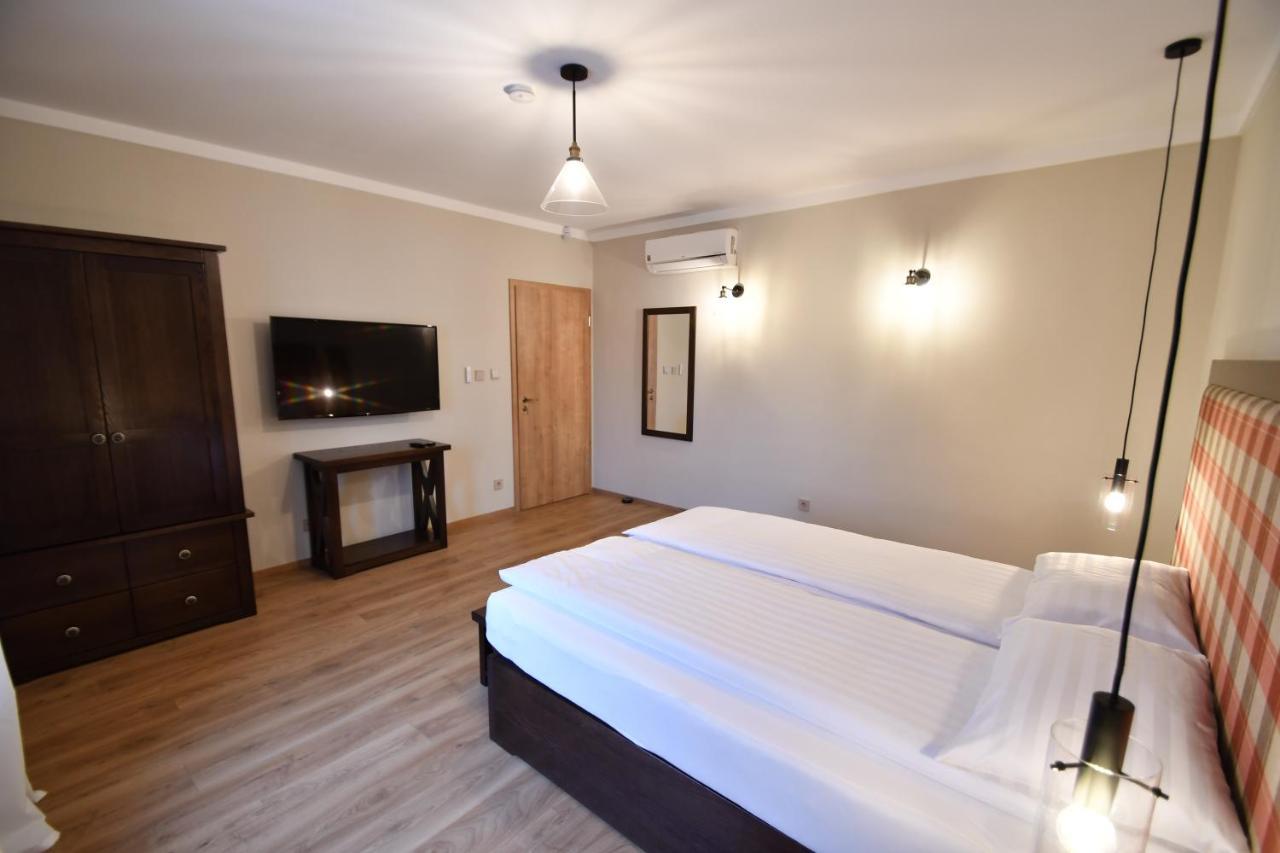 Tweed House Villa Budapest Exteriör bild